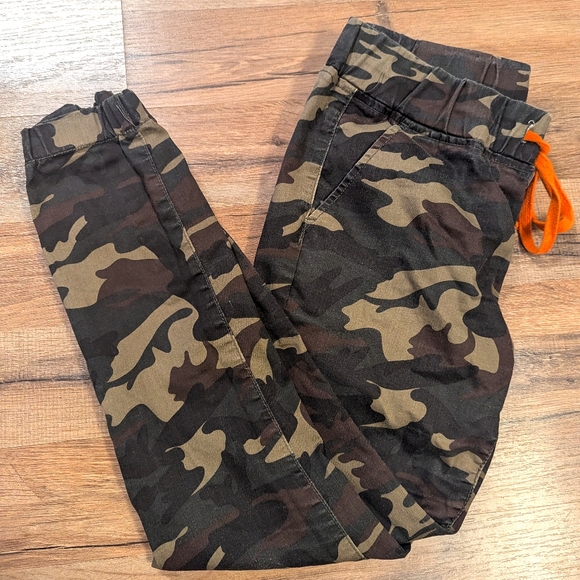 V.I.P camp cargo pants - Picture 2 of 3